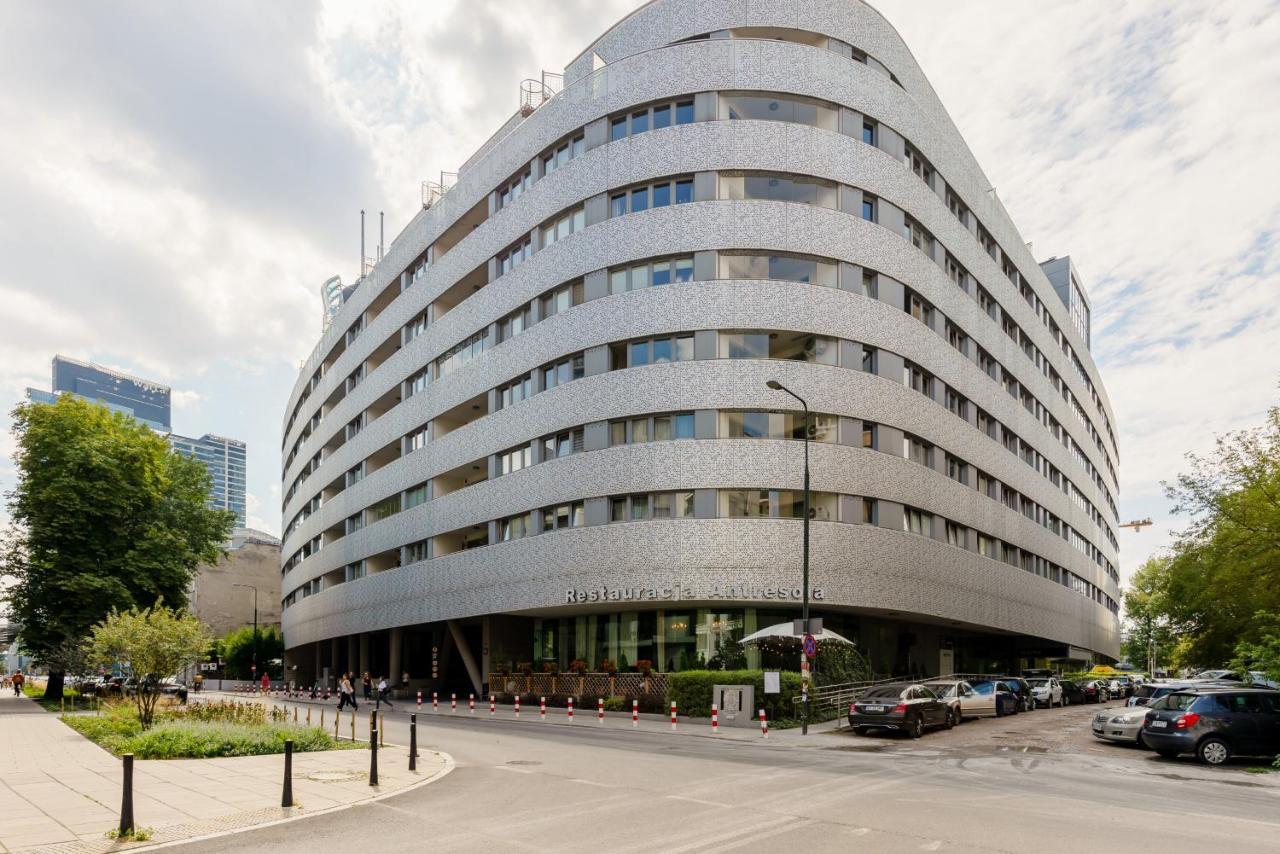 Deluxe Apartment Wronia 45 With Ac, Parking & Balcony By Renters Prestige Warszawa Eksteriør bilde