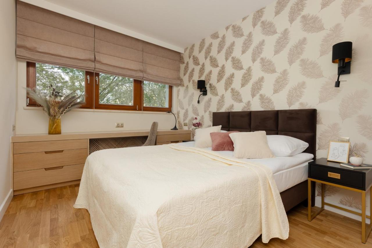 Deluxe Apartment Wronia 45 With Ac, Parking & Balcony By Renters Prestige Warszawa Eksteriør bilde